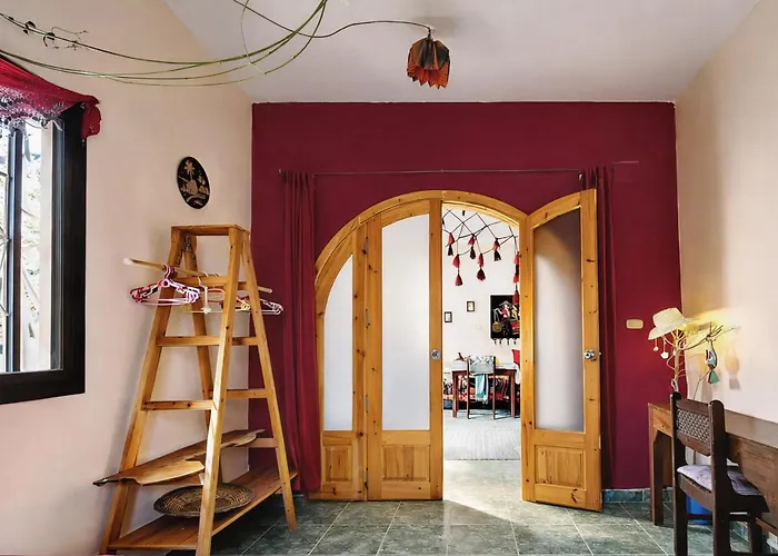Beit Amani-boutique Garden Apartment-walk To Lighthouse