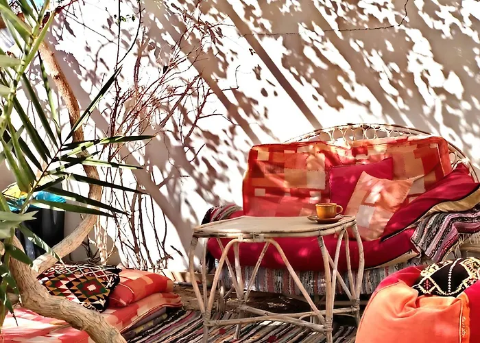 Beit Amani-boutique Garden Apartment-walk To Lighthouse Apartment